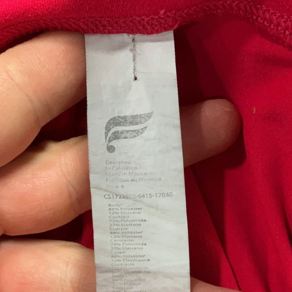 Women's Fabletics Hot Pink High-Waisted Leggings Size Medium with Pockets - Picture 4 of 5
